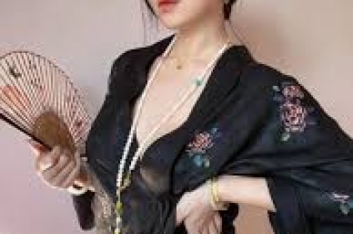 一天3瓜！汪涵道歉翻车阿Sa婚变热议白冰露骨音频流出太炸裂